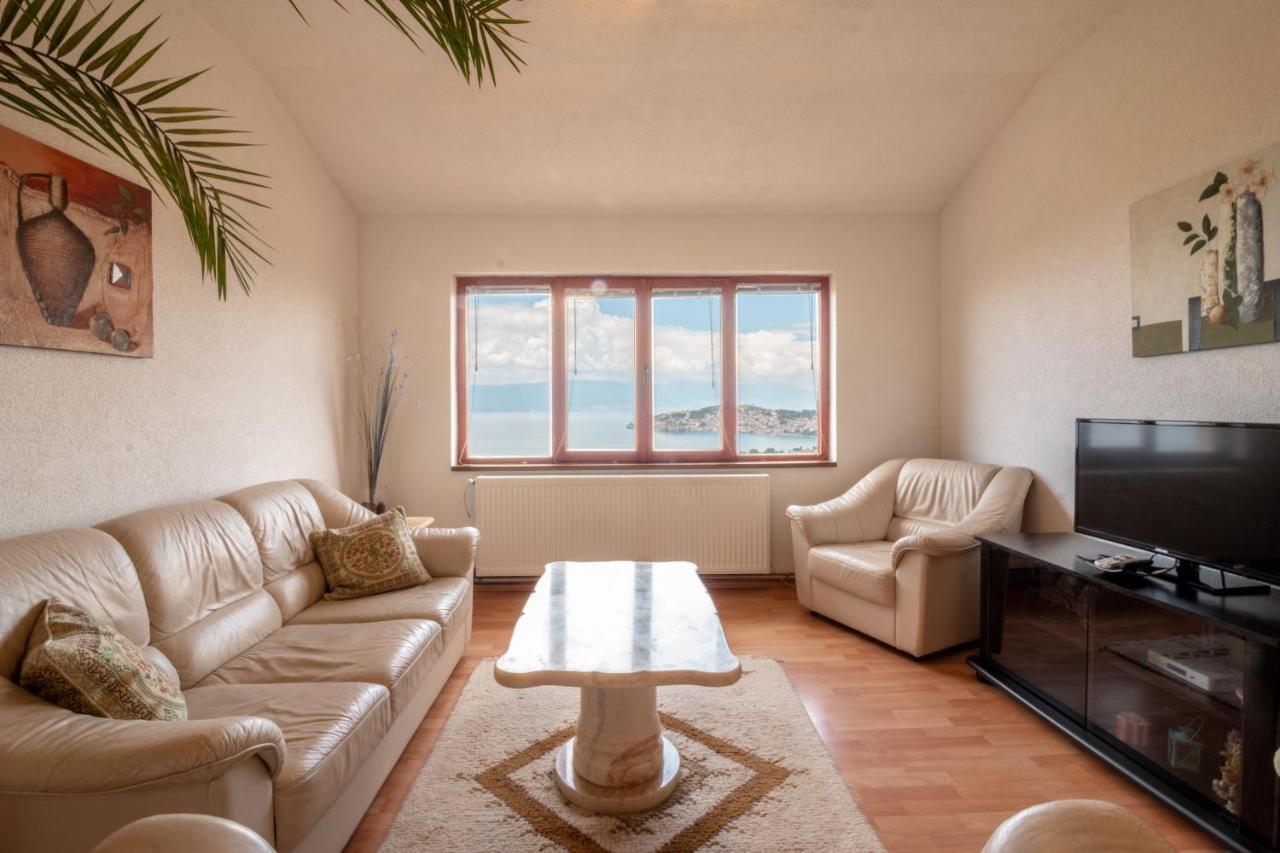 Casa Farmak Apartment โอครีด ภายนอก รูปภาพ